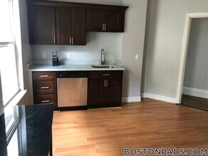 7 Greenmount St in Boston, MA - Building Photo - Building Photo