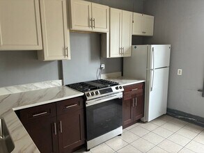 3019 Ashlyn St in Pittsburgh, PA - Building Photo - Building Photo