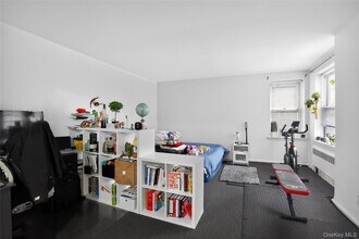 105-24 63rd Dr in Queens, NY - Building Photo - Building Photo