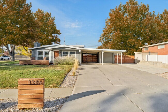 property at 1346 Phillips Ln