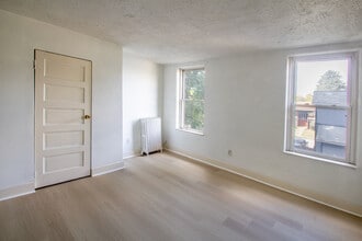510 Mifflin Ave, Unit B3 in Pittsburgh, PA - Foto de edificio - Building Photo