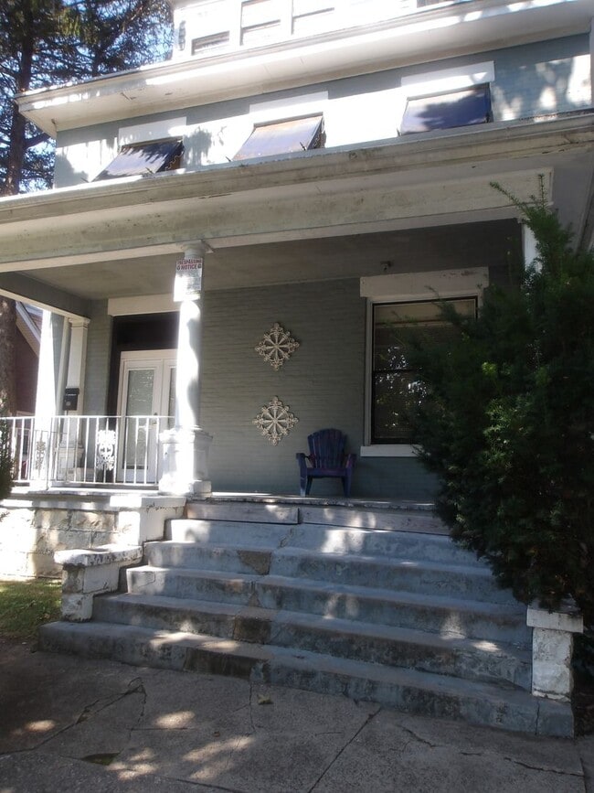 4012 Southern Pkwy in Louisville, KY - Building Photo - Building Photo