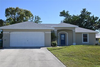 3825 SW 14th Pl in Cape Coral, FL - Building Photo - Building Photo