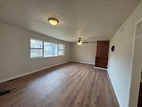 135 N Westchester Ave in Norman, OK - Building Photo - Building Photo