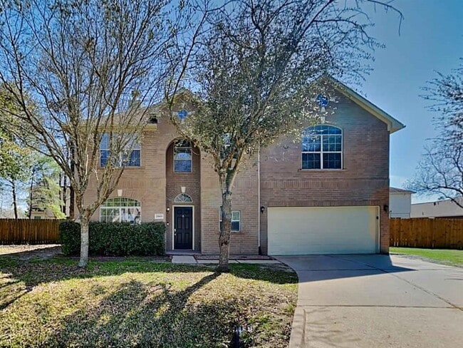 property at 28919 Hidden Lake Ct