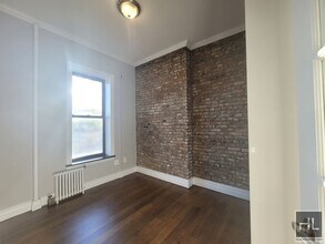 East 3rd Street in New York, NY - Building Photo - Building Photo