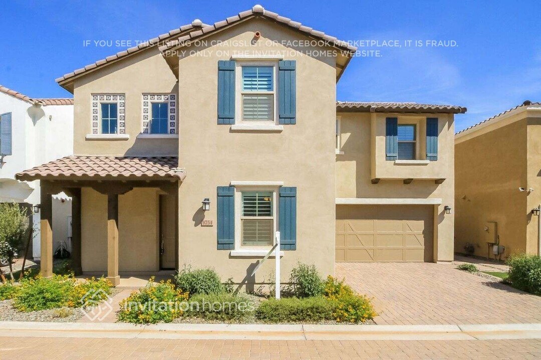 9754 E Kinetic Dr in Mesa, AZ - Building Photo
