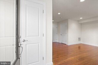 3755 Signal Knob Ct in Falls Church, VA - Building Photo - Building Photo