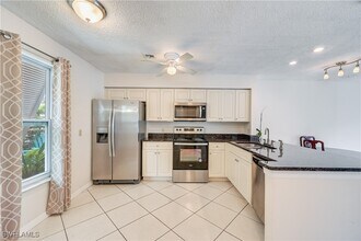 25490 Cockleshell Dr in Bonita Springs, FL - Building Photo - Building Photo
