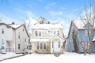 3916 Orchard Rd in Cleveland Heights, OH - Building Photo