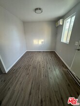 1444 W 112th St in Los Angeles, CA - Building Photo - Building Photo