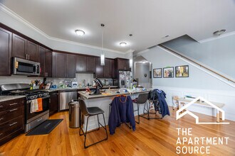 520 N Western Ave in Chicago, IL - Building Photo - Building Photo