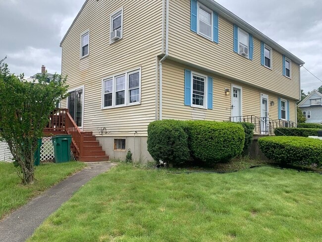 87 Park St in Mansfield, MA - Building Photo - Building Photo