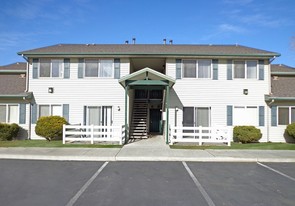 Lovelock Gardens Apartments