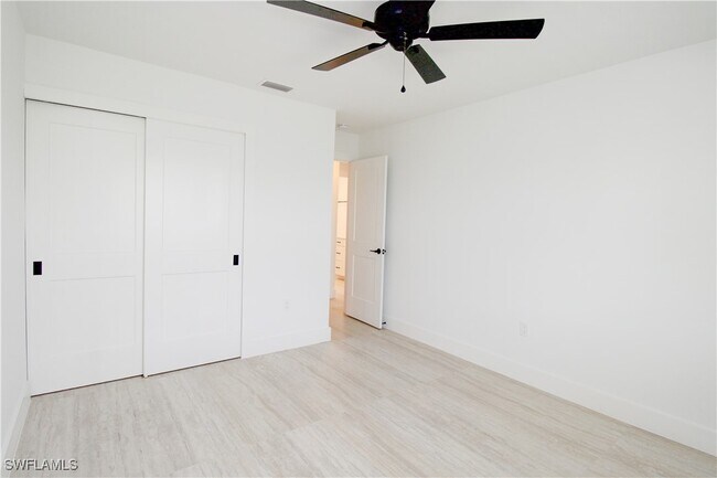 property at 1435 Curlew Ave