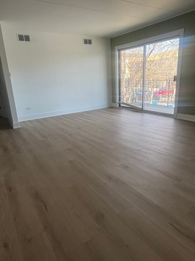 11035 Keating Ave in Oak Lawn, IL - Building Photo - Building Photo