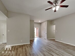 15 Rolling Oaks Dr in Oakland, TN - Building Photo - Building Photo
