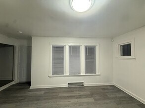 12578 Camden Ave in Detroit, MI - Building Photo - Building Photo