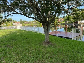 10563 NW 4th St in Plantation, FL - Building Photo - Building Photo