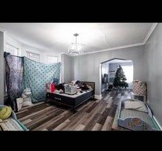 206 N 37th St in Milwaukee, WI - Foto de edificio - Building Photo