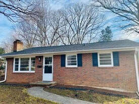 267 Crepe Myrtle Cir in Winston-Salem, NC - Building Photo