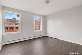 143 Highland Ave in Bridgeport, CT - Building Photo - Building Photo