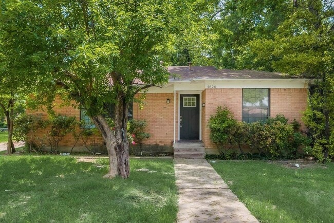 property at 4626 Utah Ave