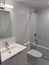 238 Simcoe St in Toronto, ON - Building Photo - Building Photo