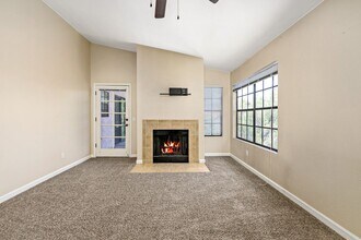 6470 N Tierra De Las Catalinas in Tucson, AZ - Building Photo - Building Photo