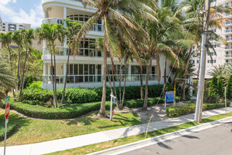 The Harbour Condominium in Fort Lauderdale, FL - Foto de edificio - Building Photo