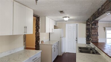 2181 Brandon St in Ft. Myers, FL - Building Photo - Building Photo