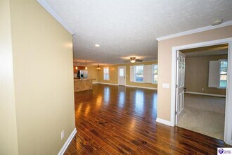 324 Graceland Trail in Elizabethtown, KY - Building Photo - Building Photo