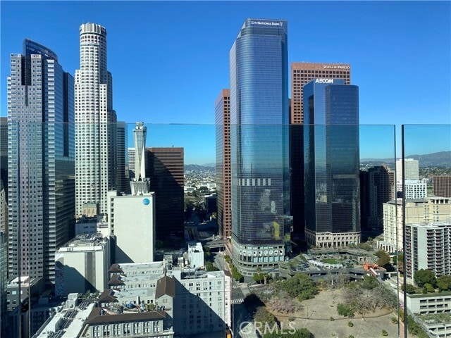 property at 400 S Broadway