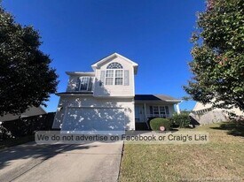 4422 Rose Meadow Dr in Hope Mills, NC - Building Photo