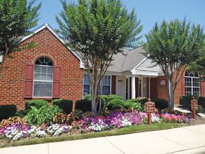 River Birch at Town Center Apartments in Raleigh, NC - Building Photo - Building Photo