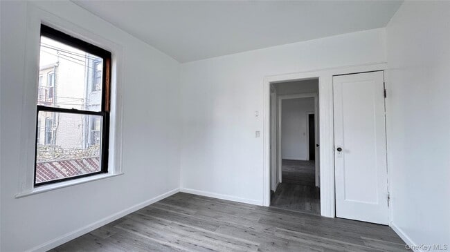 37-54 64th St in Queens, NY - Building Photo - Building Photo