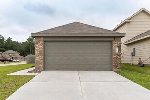 13903 Woodway Crossing Ln in Willis, TX - Building Photo