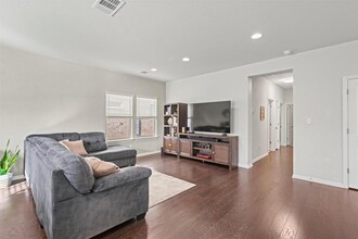 8144 Daisy Cutter Crossing in Georgetown, TX - Building Photo - Building Photo
