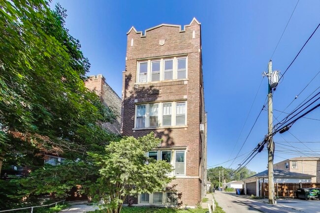 property at 5015 N Springfield Ave