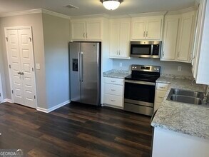 1825 Chestnut Dr in Valdosta, GA - Building Photo - Building Photo