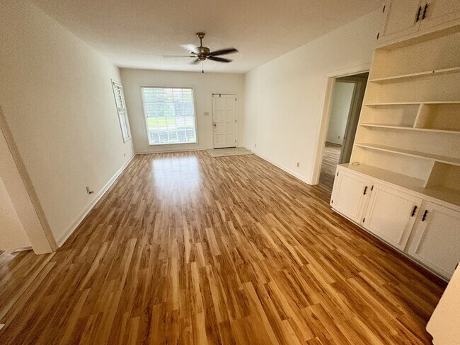 1011 6th St in Lake Charles, LA - Building Photo - Building Photo