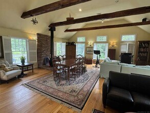 437 Green Hill Rd in Madison, CT - Building Photo - Building Photo