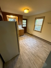 372 Park St in Bristol, CT - Foto de edificio - Building Photo