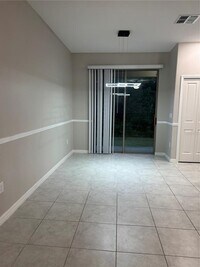 9710 Pembrooke Pines Dr in Sun City Center, FL - Building Photo - Building Photo