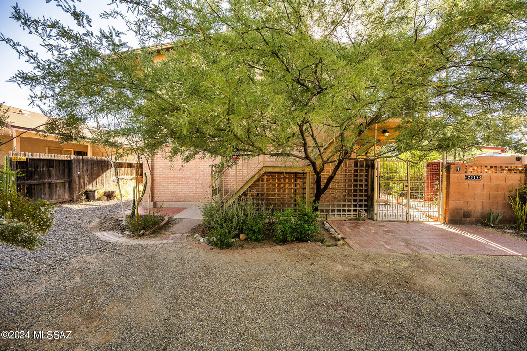 2819 N Woodland Ave in Tucson, AZ - Building Photo