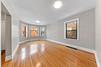 3536 N Wolcott Ave, Unit 1 in Chicago, IL - Foto de edificio - Building Photo