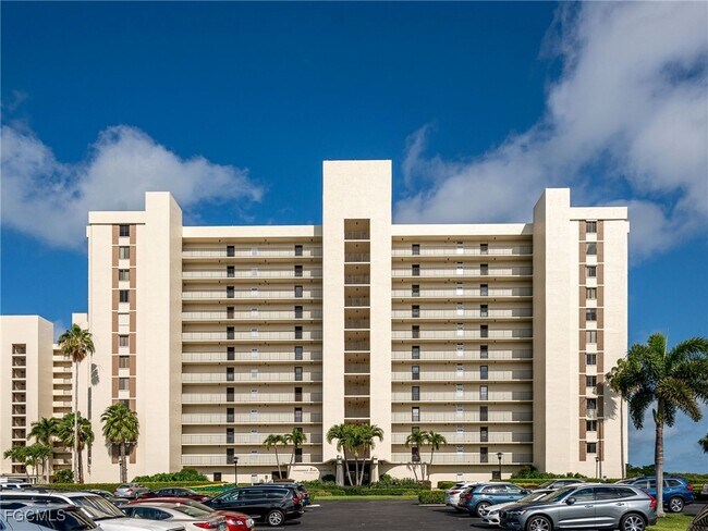 property at 17 Bluebill Ave