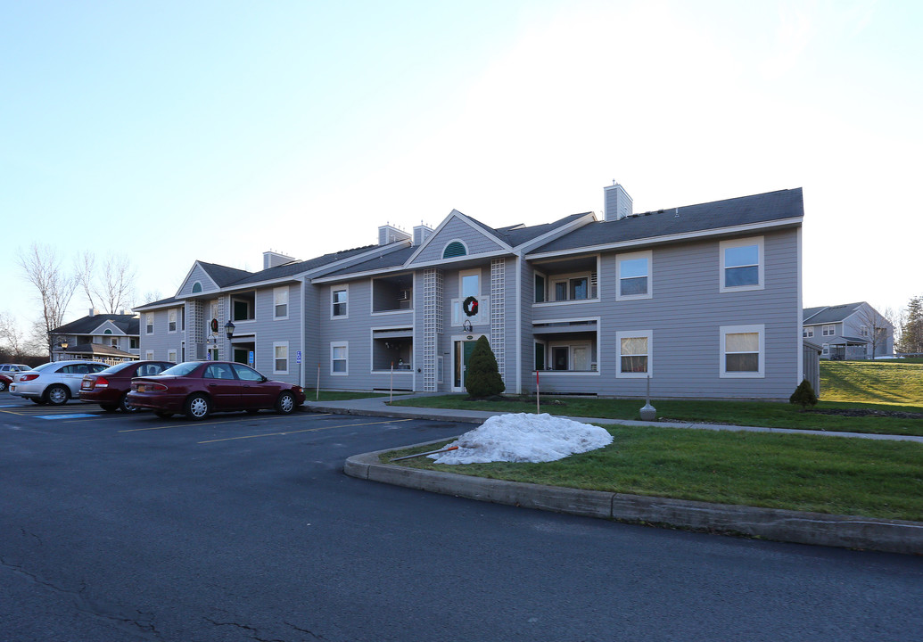 Austin Court in Phoenix, NY - Foto de edificio