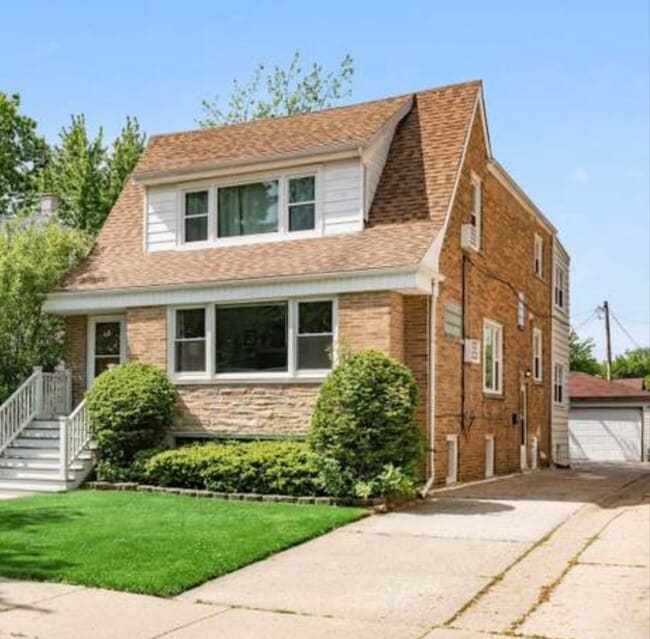 5454 W Windsor Ave, Unit In-law Suite in Chicago, IL - Building Photo - Building Photo