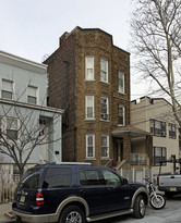 42 Poplar St in Jersey City, NJ - Building Photo